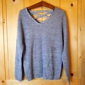 Poof New York Lavender White Knit V-neck Laced Back Pull-On Sweater